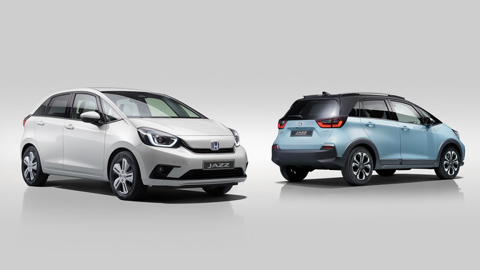 Honda Jazz a Crosstar ve studiu