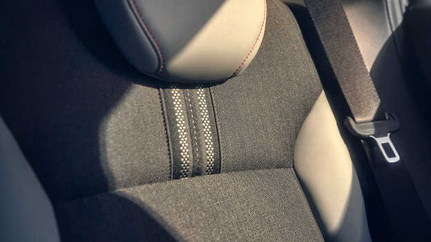 Přední sedadla modelu HR-V