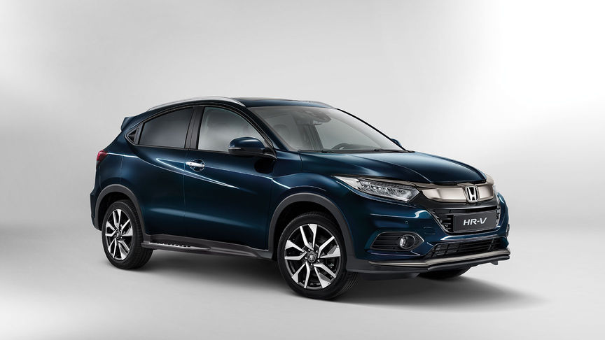 Přední tříčtvrtinový pohled na model Honda HR-V