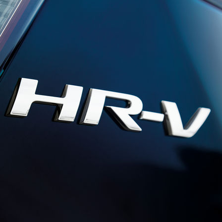 Detail loga Honda HR-V
