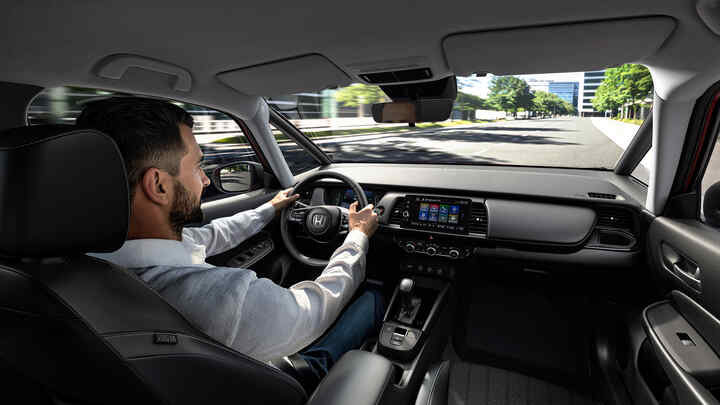 Panoramatický pohled na interiér modelu Jazz