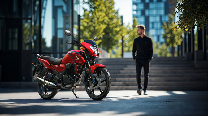 Honda CB125F – venkovní statický snímek