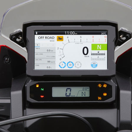 Honda Africa Twin, záběr na displej TFT s aplikací Apple CarPlay®