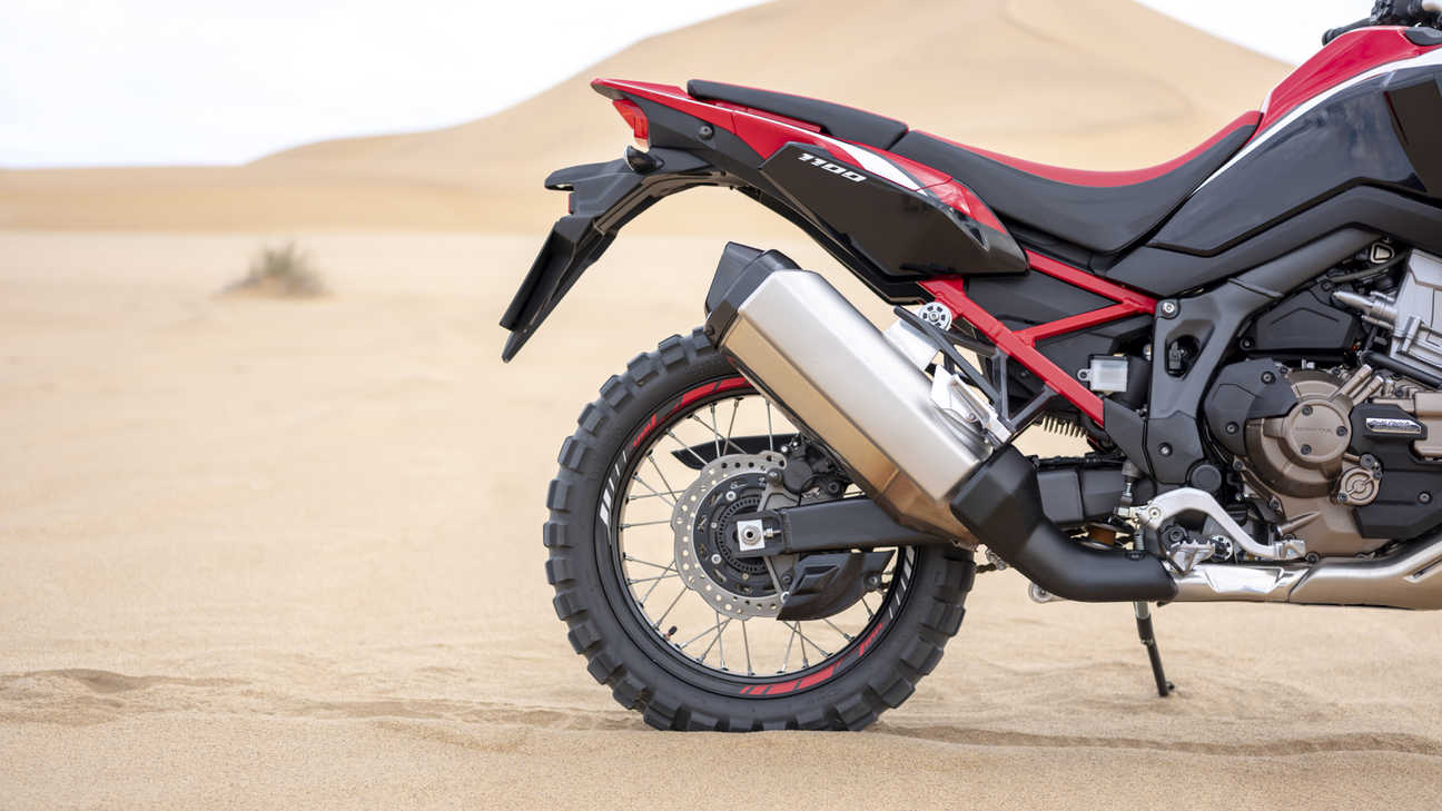 Honda Africa Twin, studiový snímek zadního kola