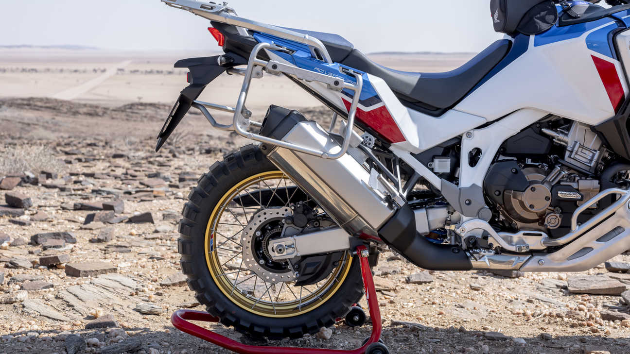 Honda Africa Twin Adventure Sports, detailní záběr zadního kola