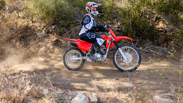 Honda CRF125F elektrické startování
