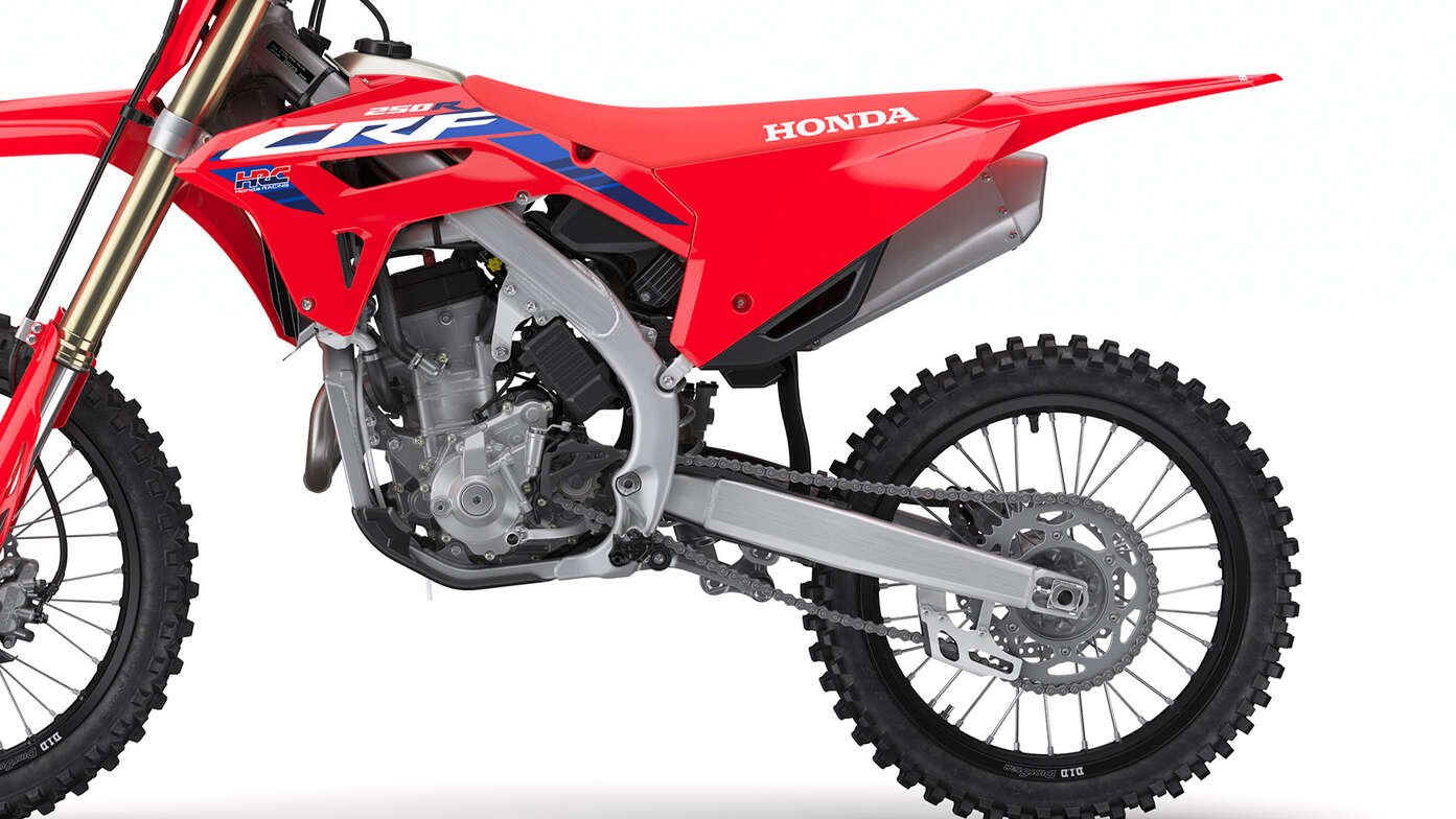 Honda – CRF250R – Rychlý nájezd, ještě rychlejší výjezd