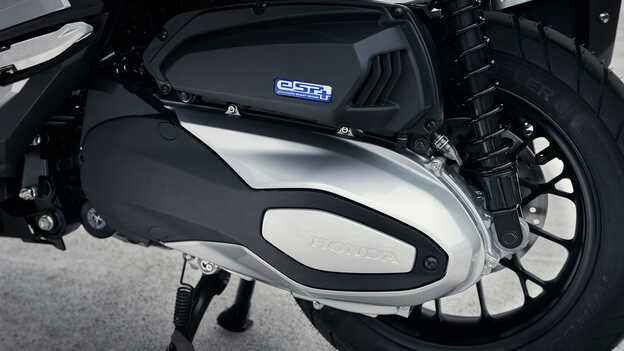 Sportovní motor Honda ADV350 se systémem HSTC a nízkou spotřebou paliva