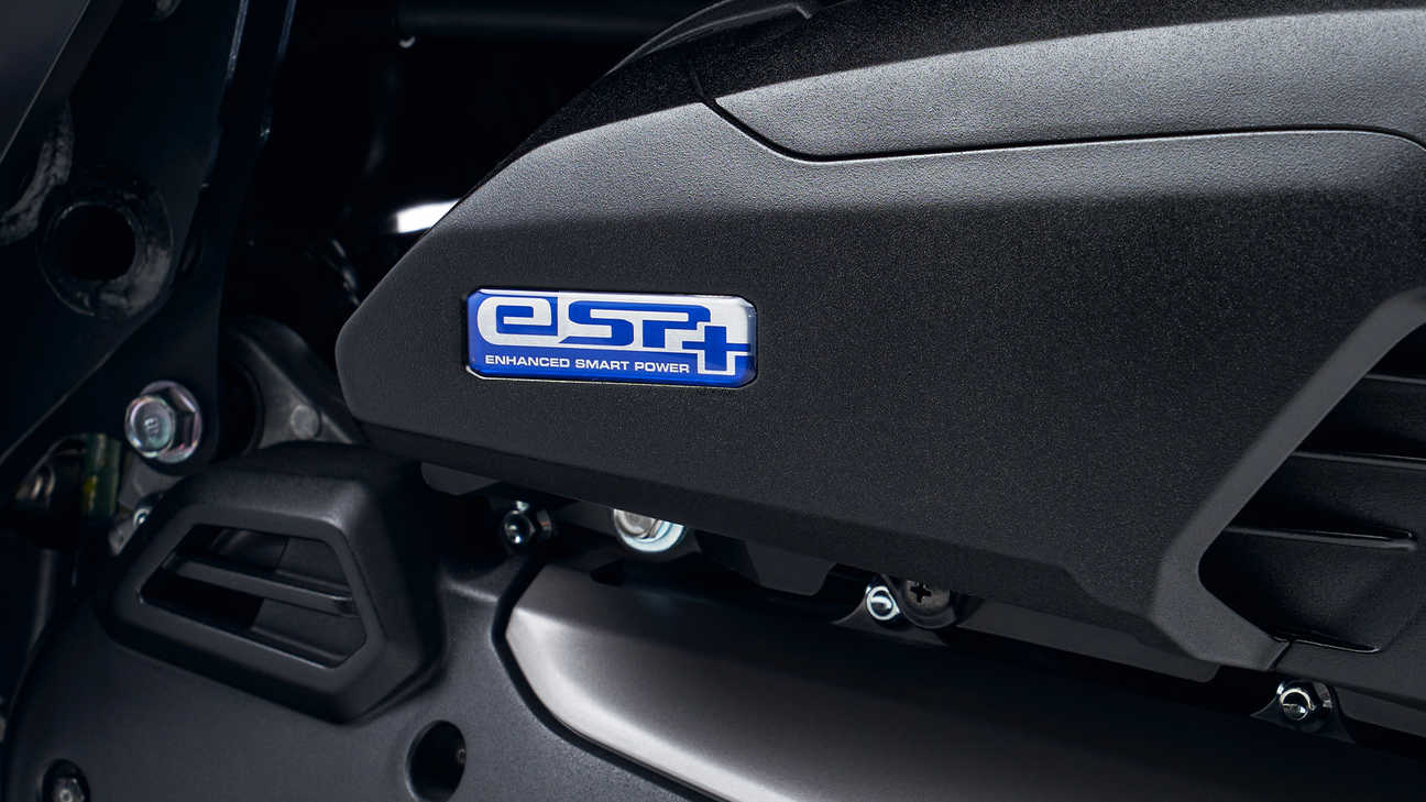 Forza 125, kapalinou chlazený čtyřventilový motor s technologií Enhanced Smart Power Plus (eSP+) 