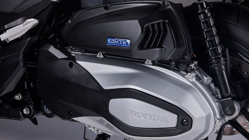 Forza 350, sofistikovaný, kapalinou chlazený motor SOHC
