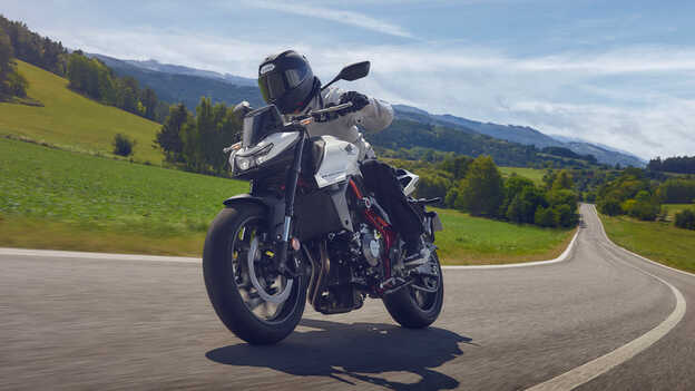 Pokročilá technologie modelu Honda CB750 Hornet pro dokonalou jízdu
