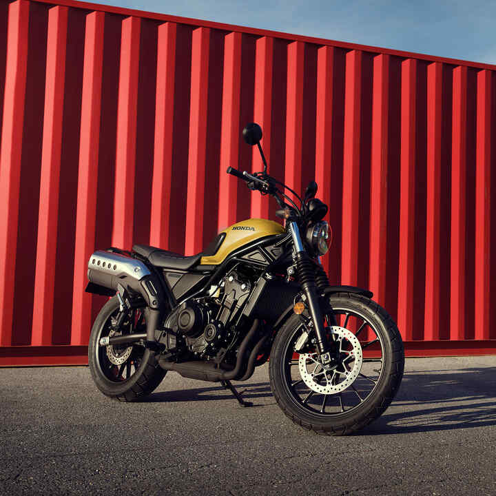 Honda CL500 – obrázek z akčního videa