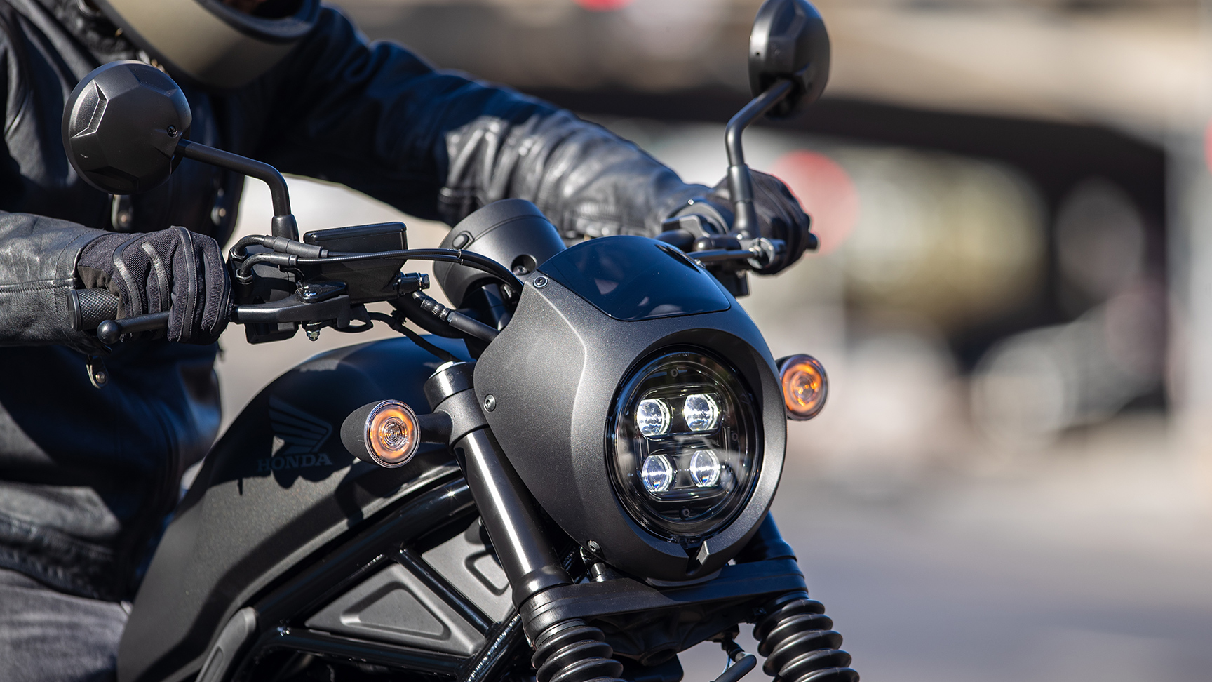 CMX500 Rebel – LED osvětlení