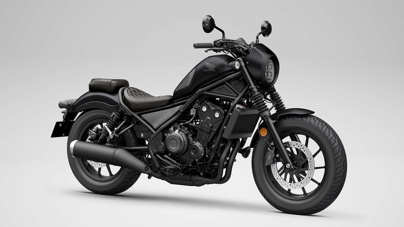 Honda CMX500 Rebel se sadou příslušenství Style