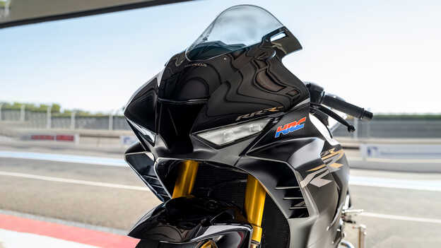 Honda CBR1000RR-R Fireblade SP s předním vzduchovým kanálem HRC