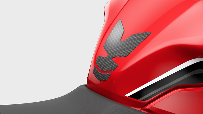 CBR500R: Kryt nádrže CBR