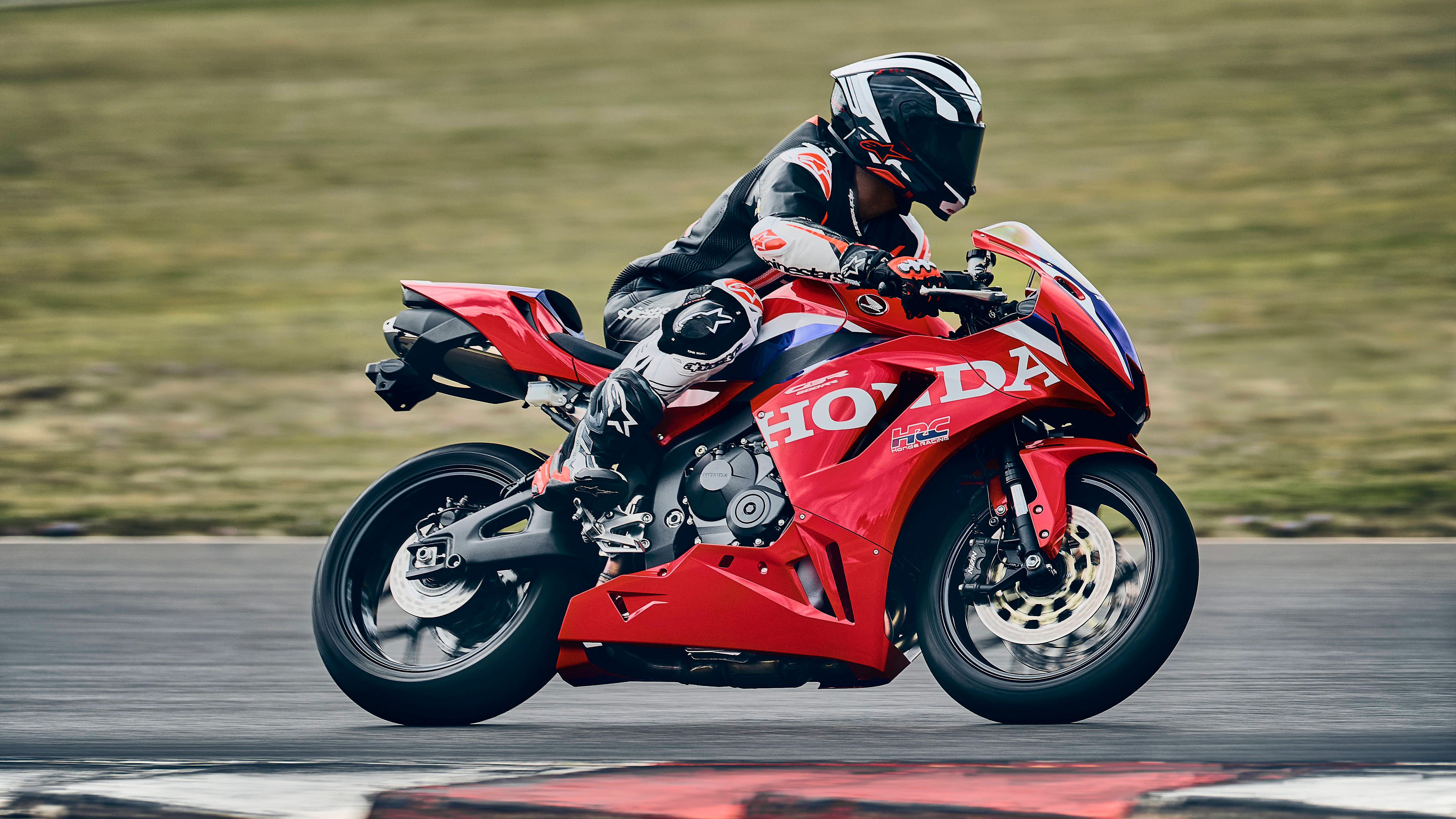 CBR600RR – Standardně montované rychlořazení