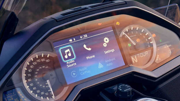 Honda GL1800 Gold Wing Tour, multimediální systém jezdce